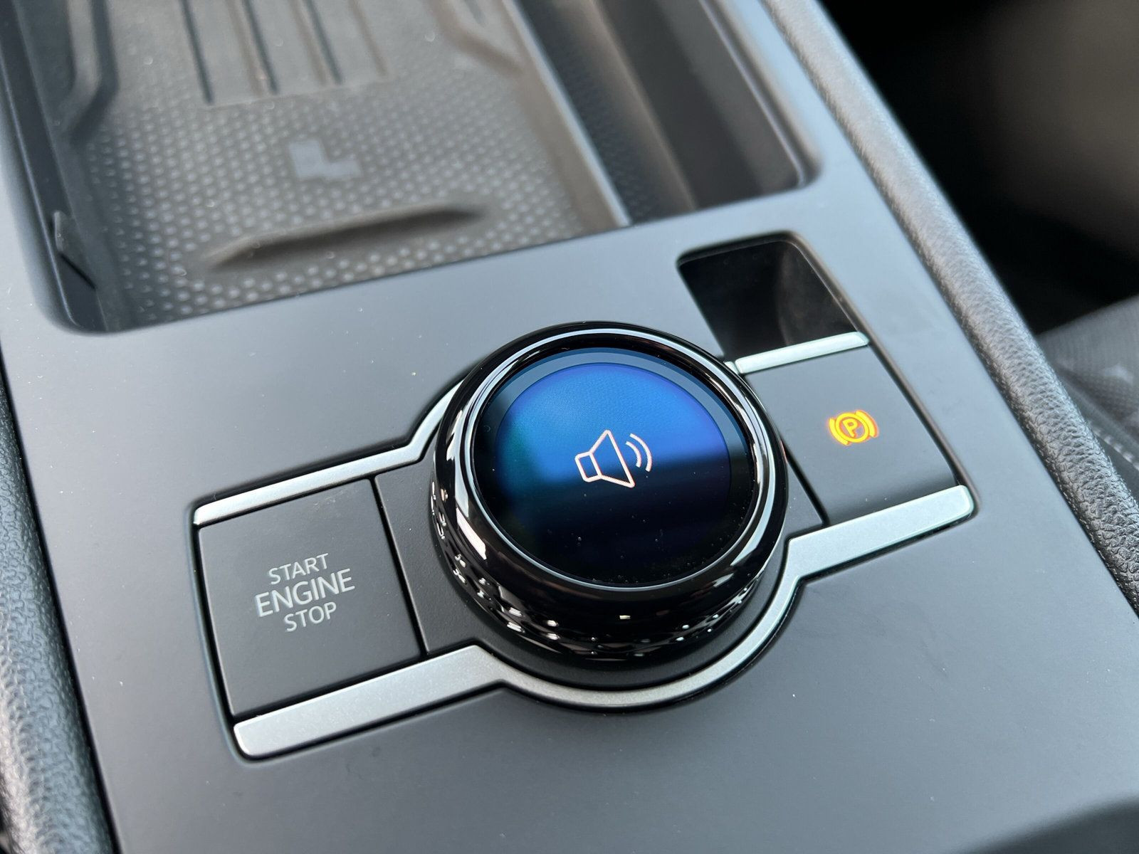 Volkswagen - T-Roc_35