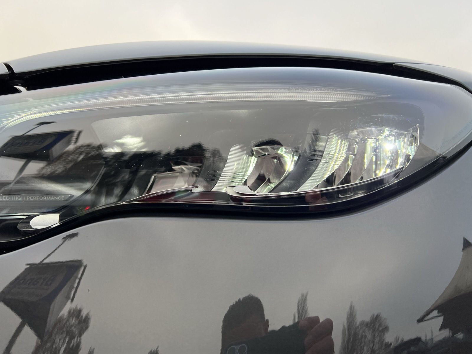 Mercedes-Benz - E 220_35