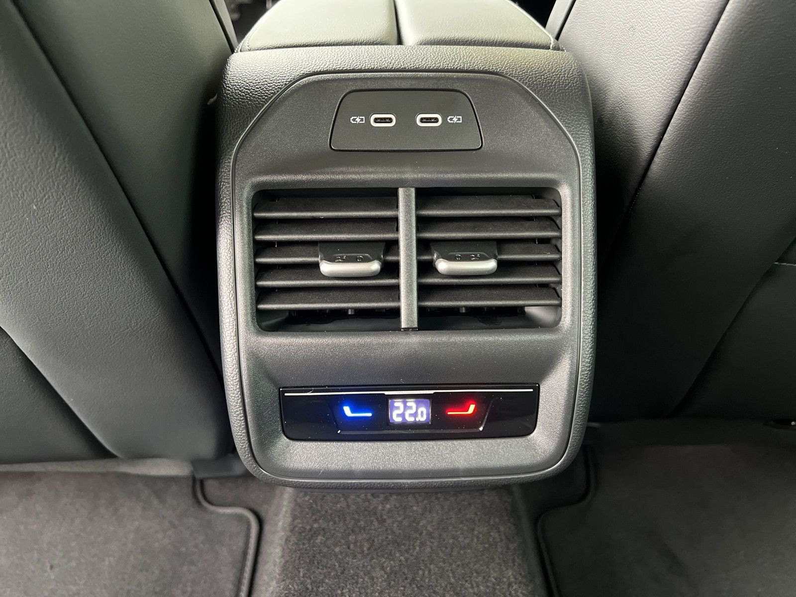 Volkswagen - Passat Variant_27