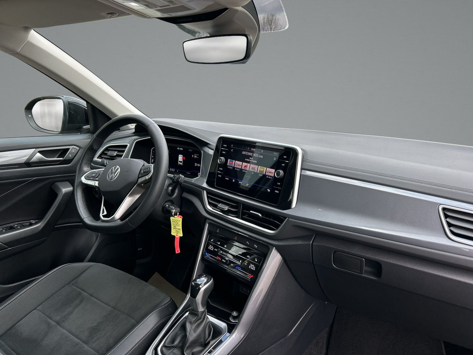 Volkswagen - T-Roc_14