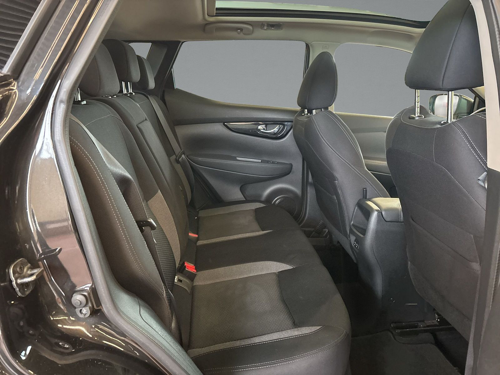 Nissan - Qashqai_12