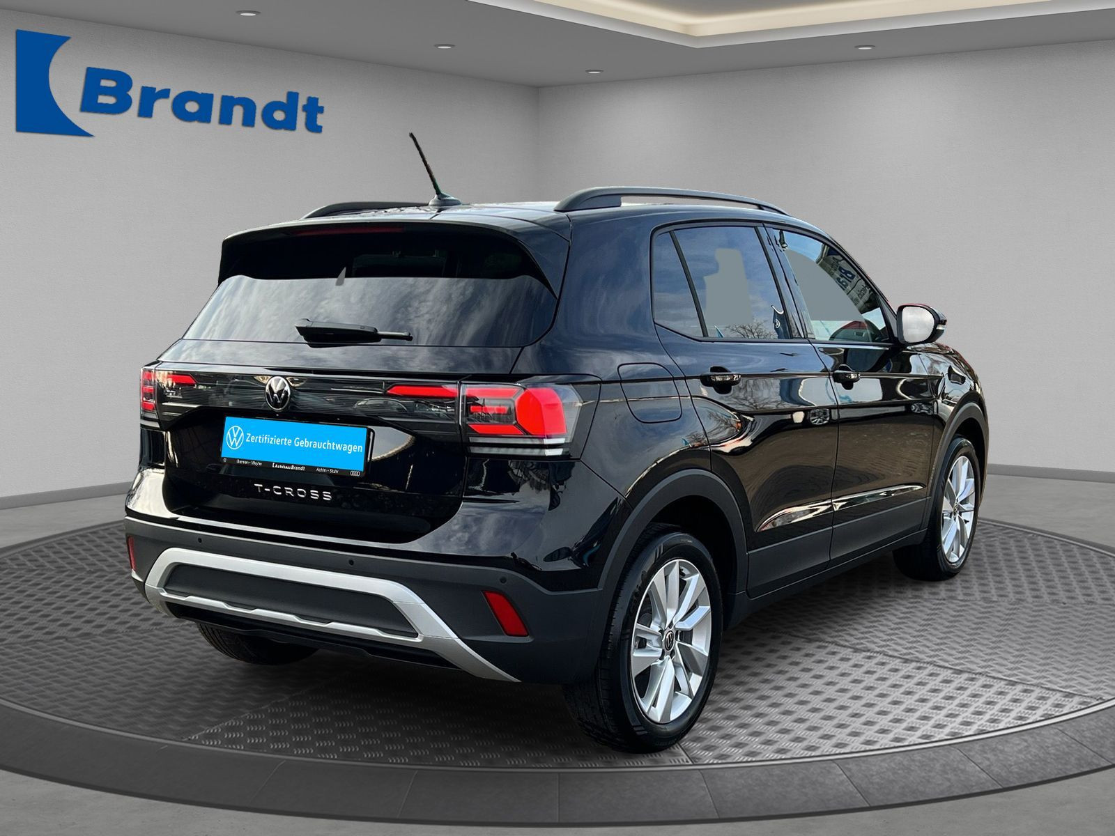 Volkswagen - T-Cross_3