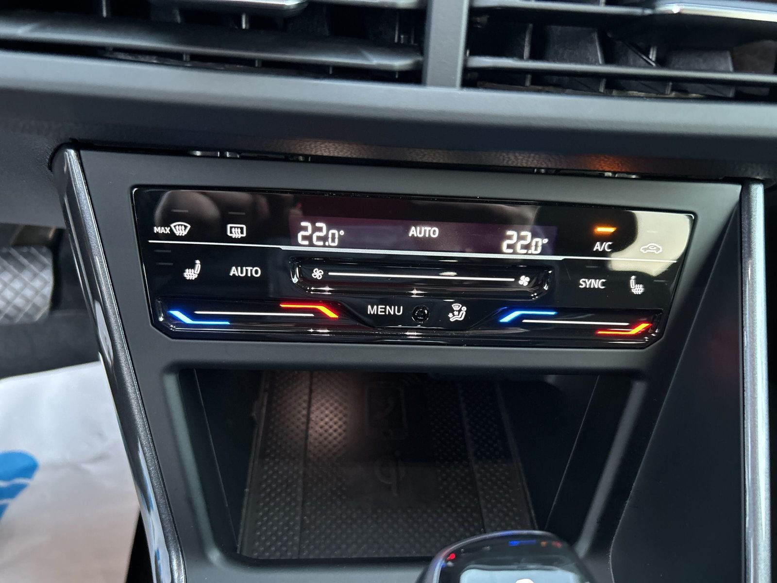 Volkswagen - Taigo_19