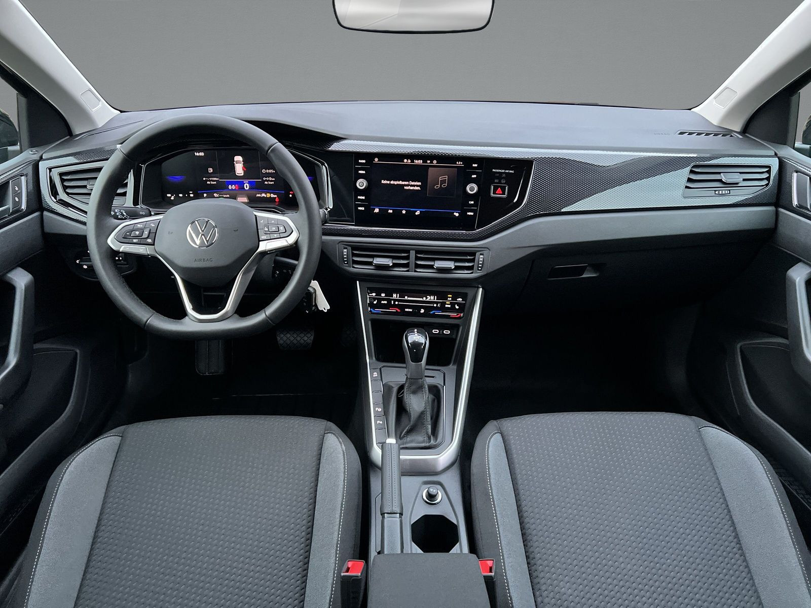 Volkswagen - Polo_11