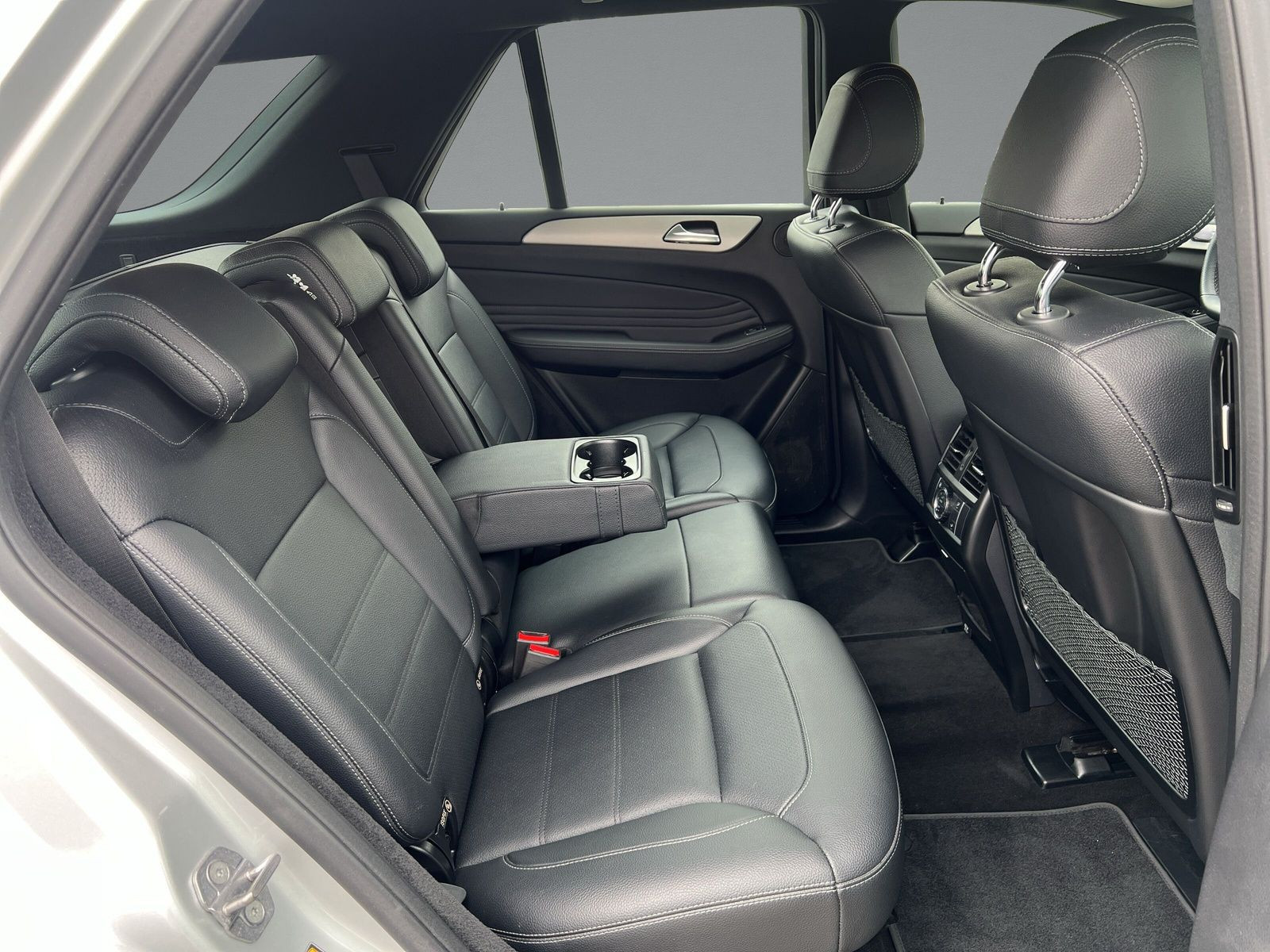 Mercedes-Benz - GLE 400_12