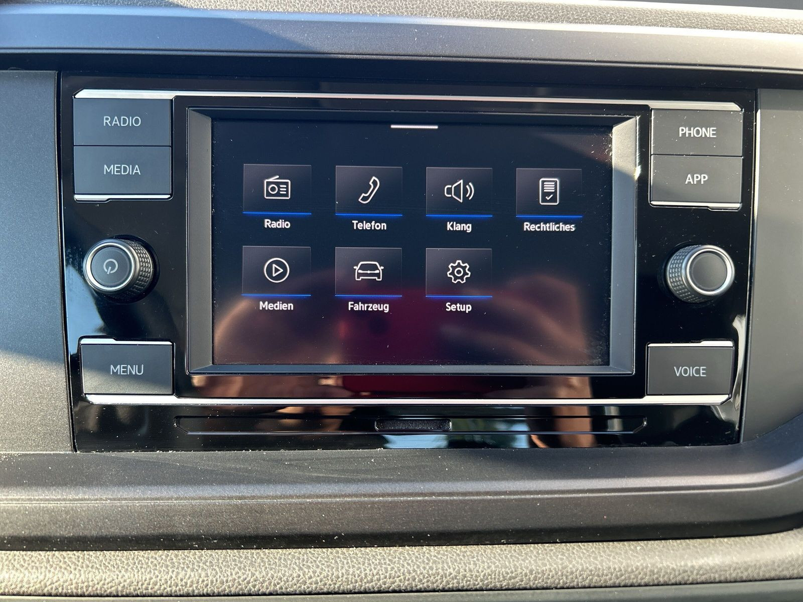 Volkswagen - Polo_19