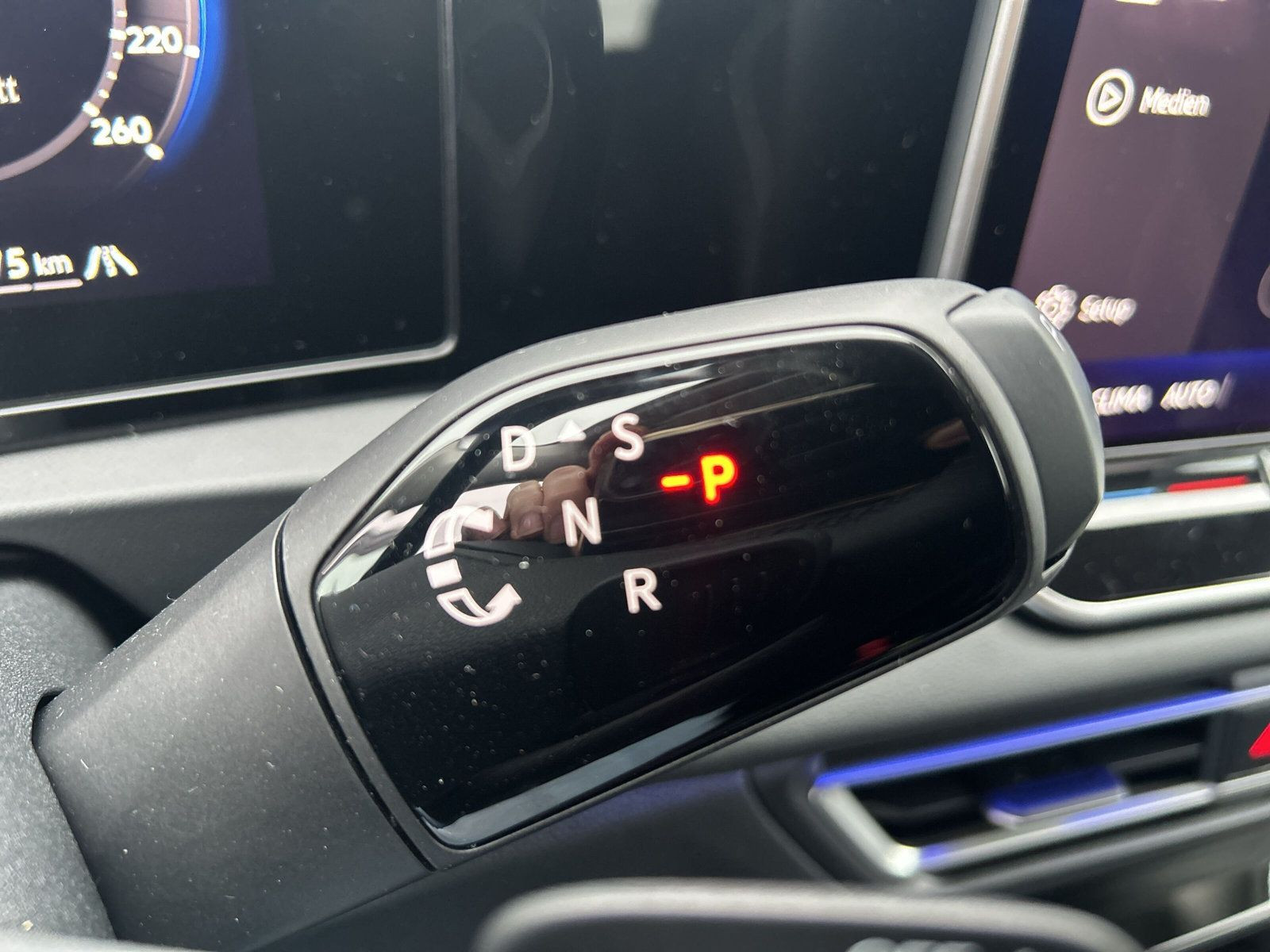 Volkswagen - Tiguan_15