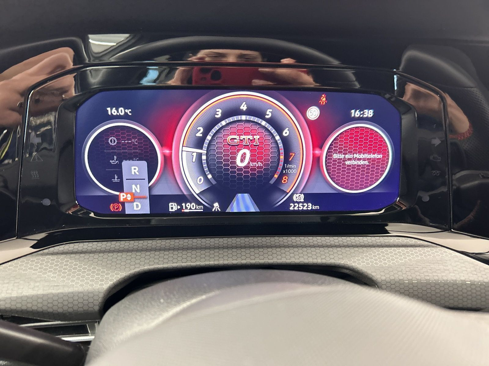 Volkswagen - Golf GTI_22