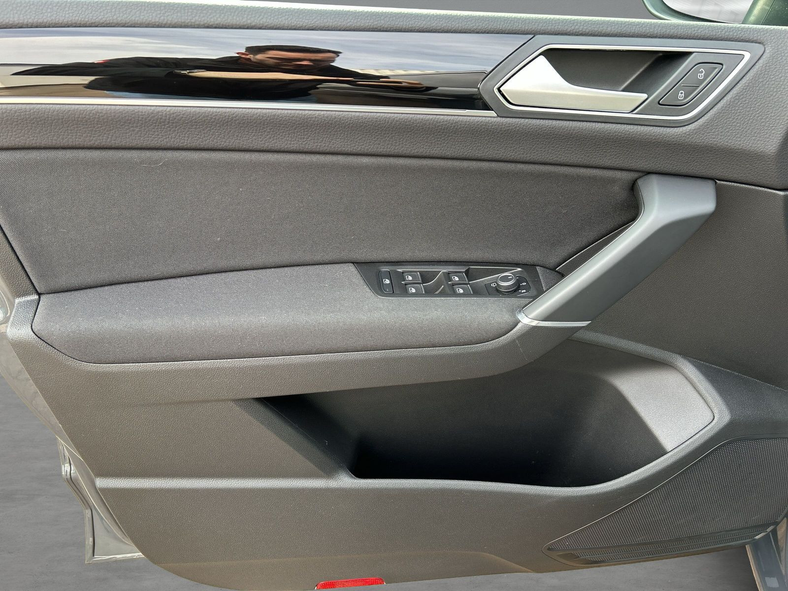 Volkswagen - Touran_21