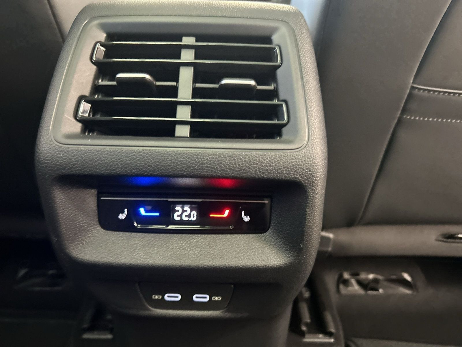 Volkswagen - Tayron_28