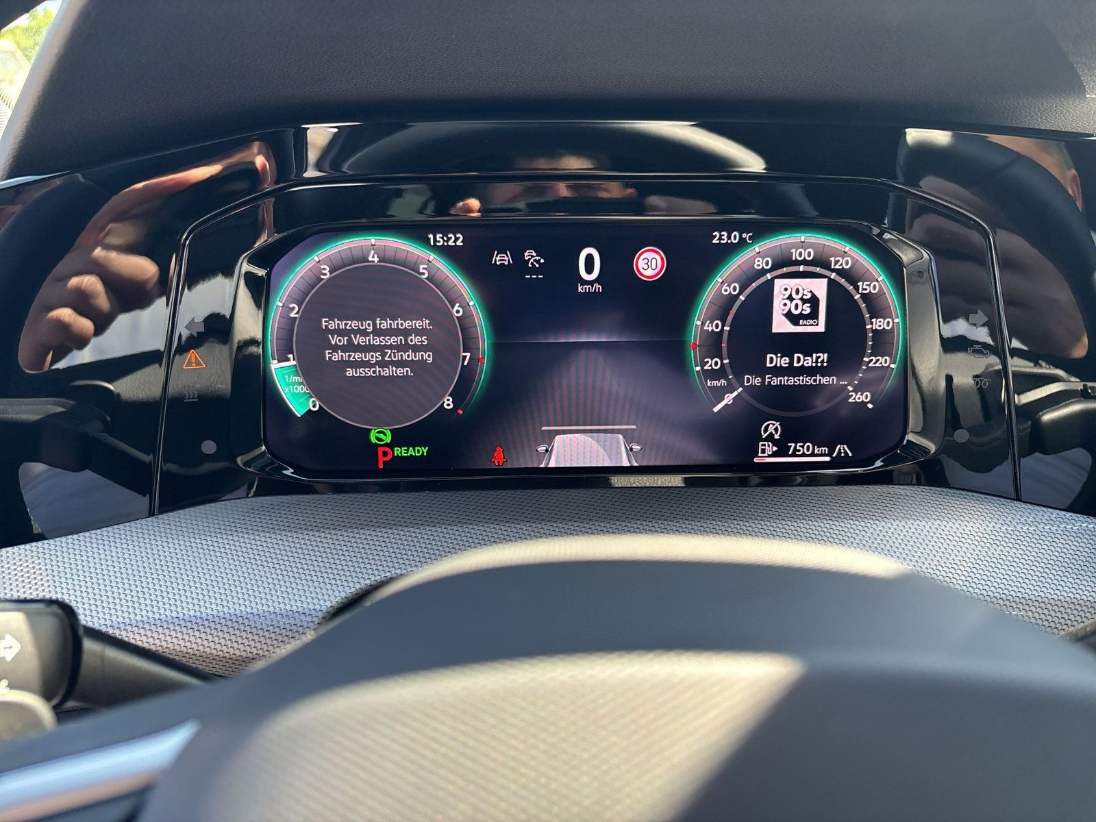 Volkswagen - Golf_22