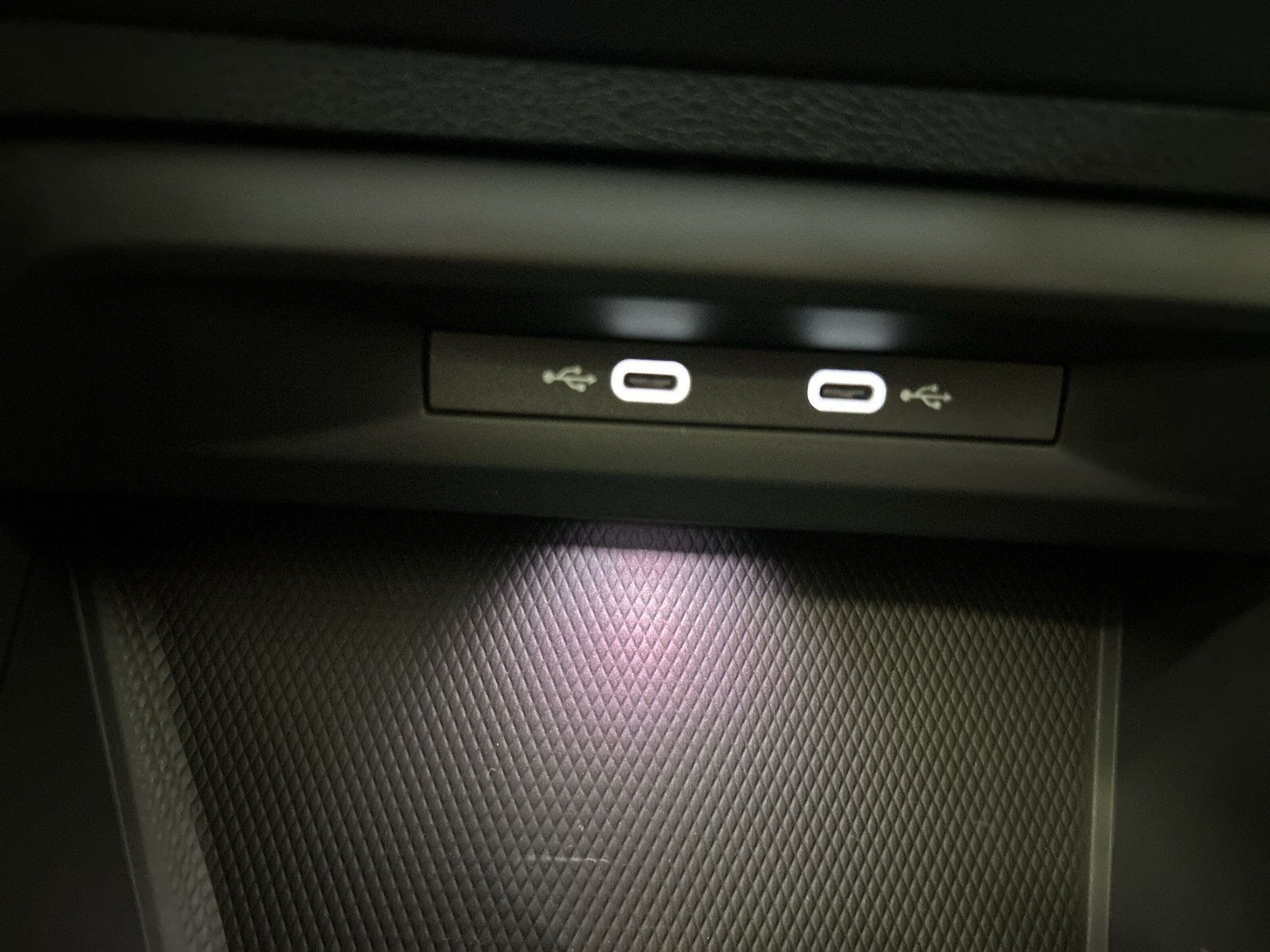 Volkswagen - Golf_27