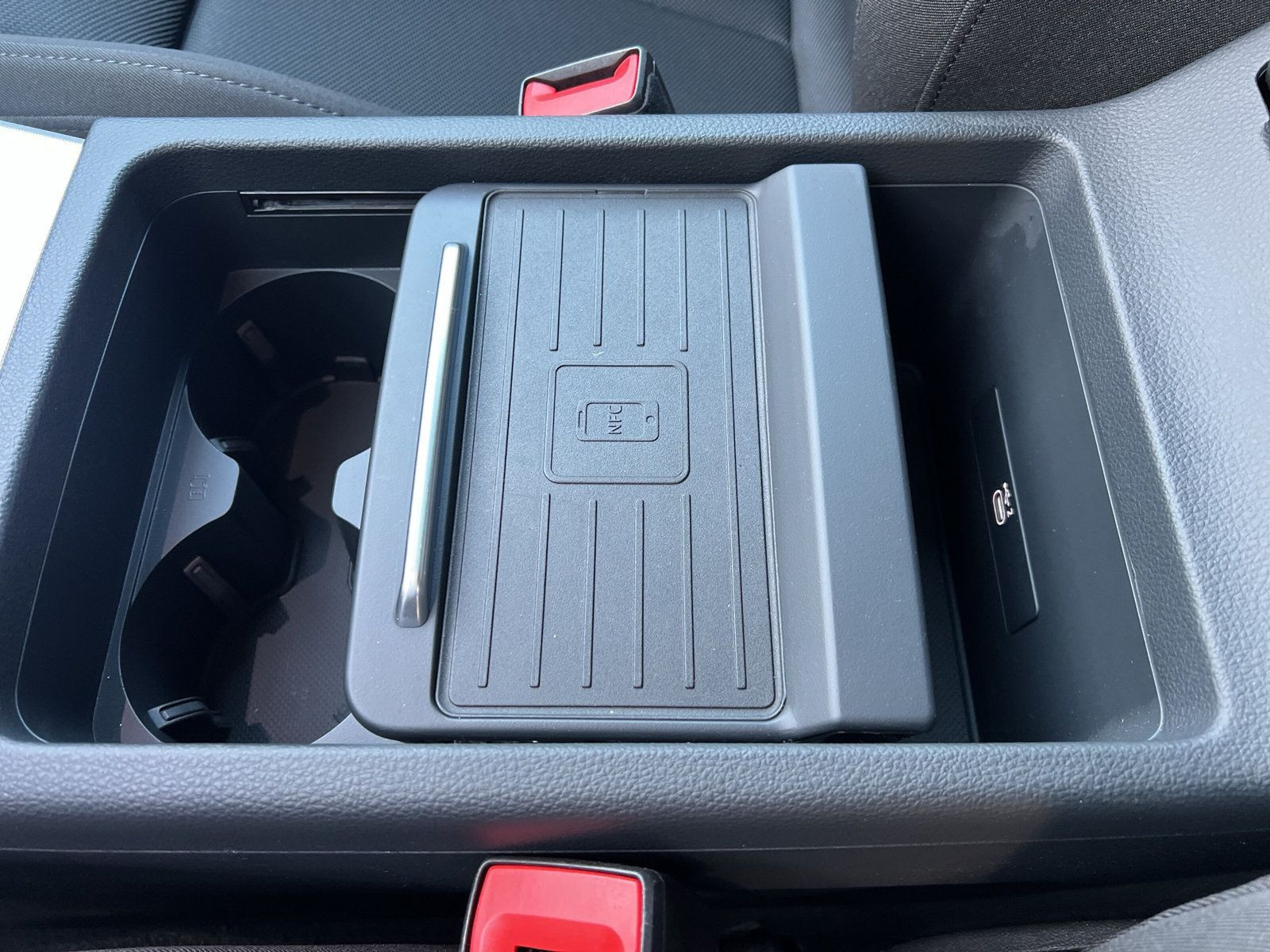 Audi - Q5_35