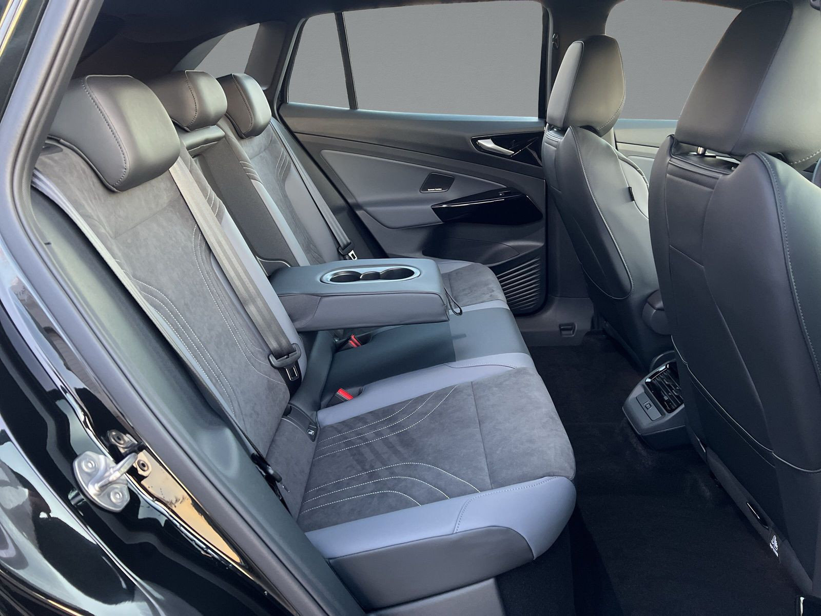 Volkswagen - ID.4_13