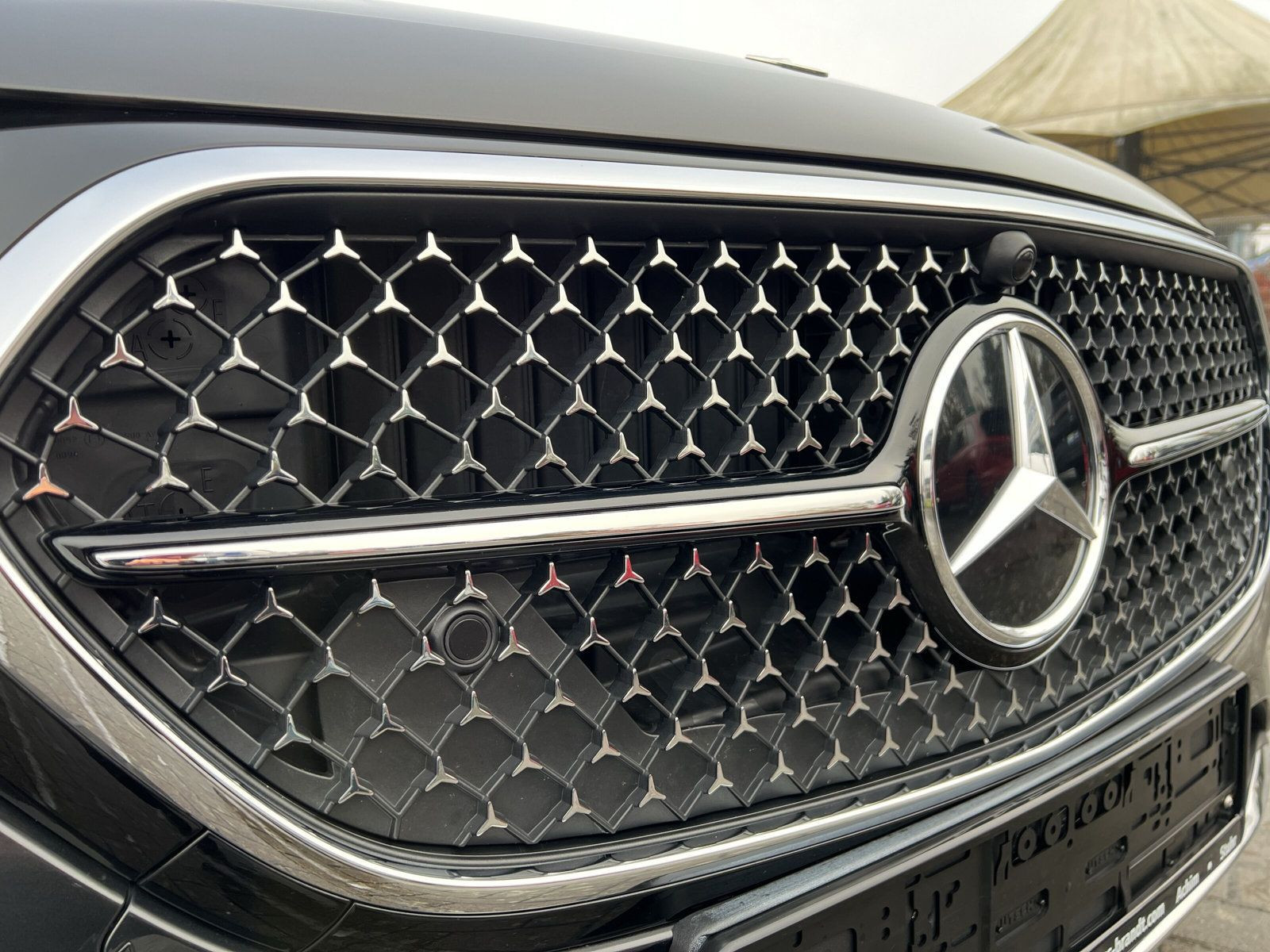 Mercedes-Benz - E 220_36