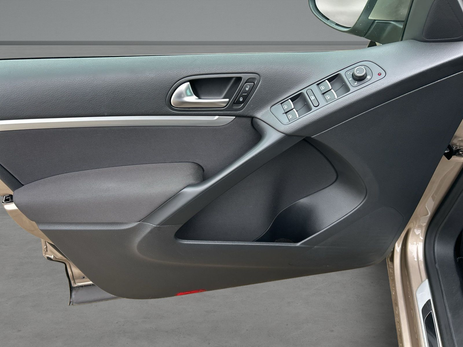 Volkswagen - Tiguan_21