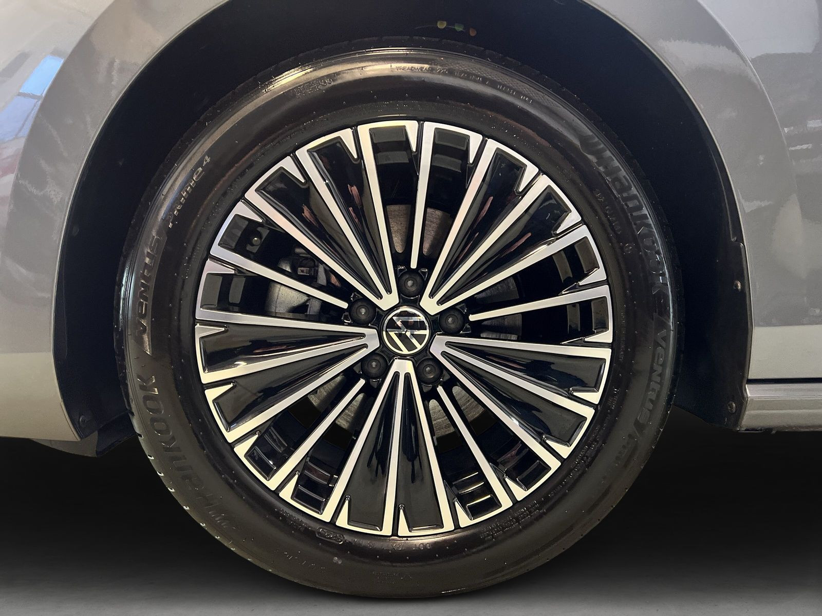 Volkswagen - Passat Variant_6