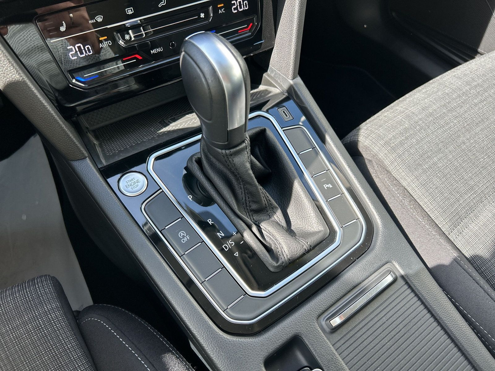 Volkswagen - Passat Variant_15