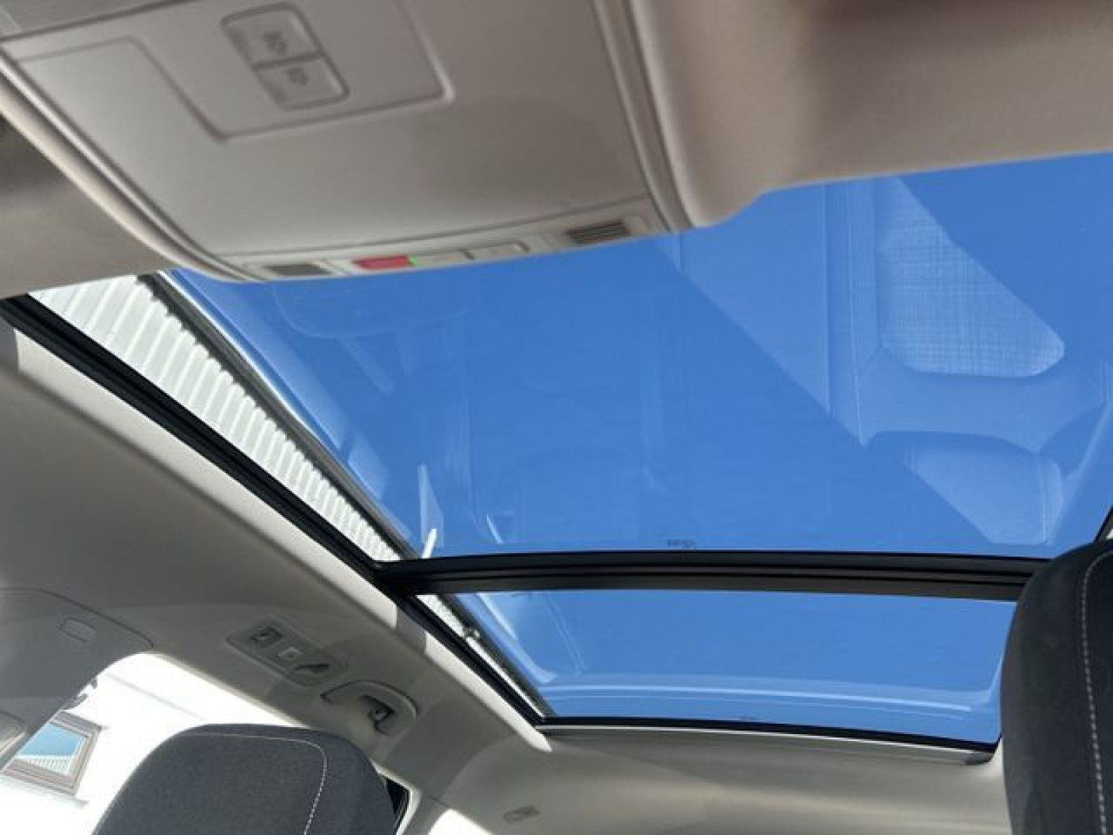 Volkswagen - Passat Variant_25