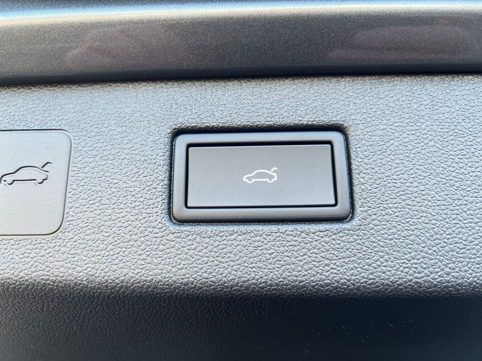 Volkswagen - T-Roc_24