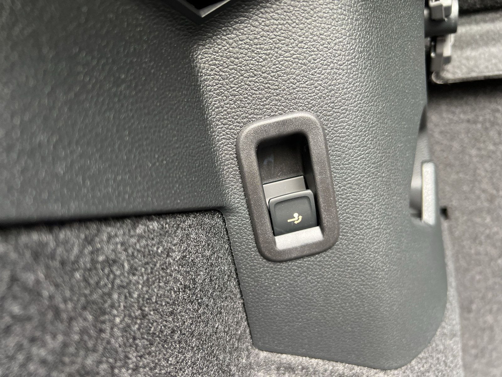 Volkswagen - Golf_26