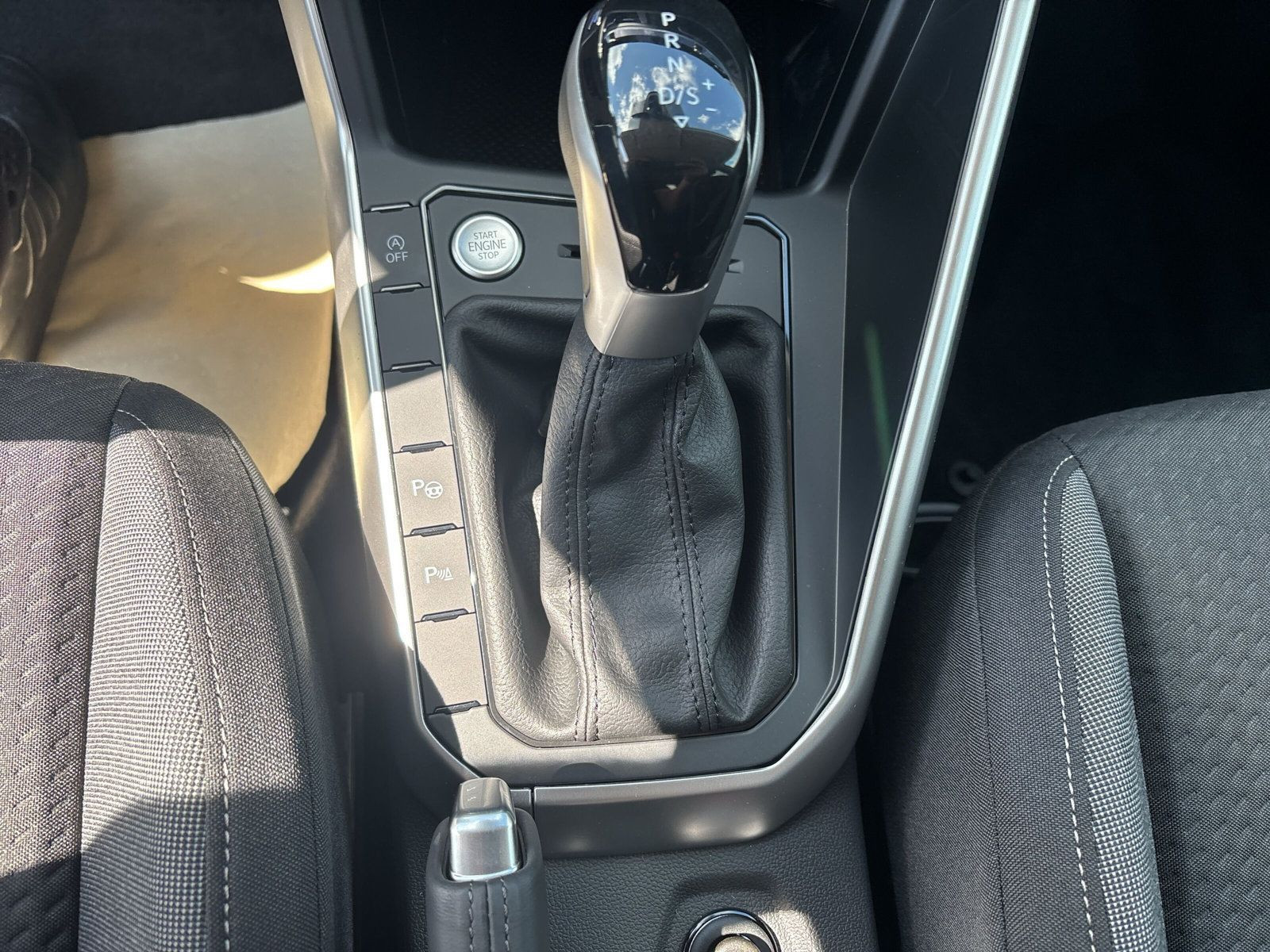 Volkswagen - Taigo_16