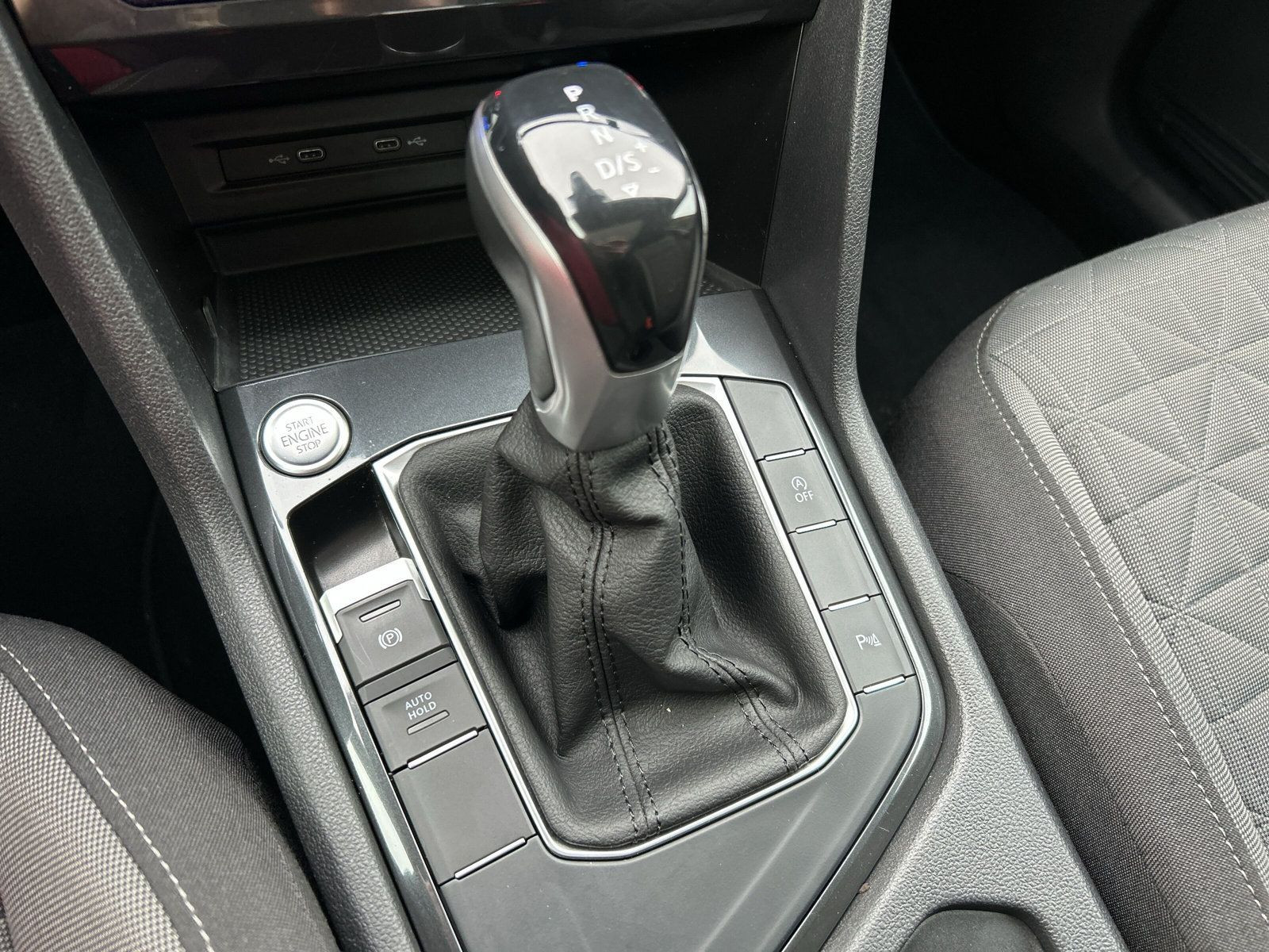 Volkswagen - Tiguan_15