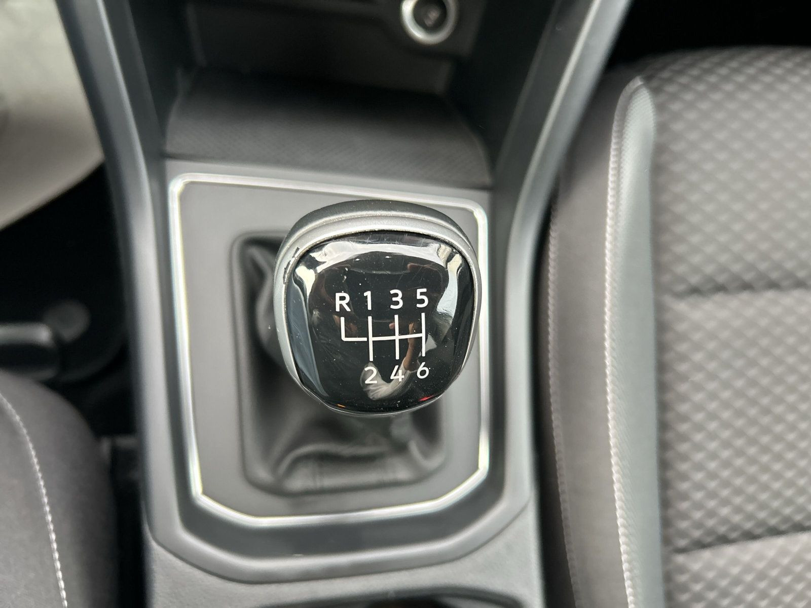 Volkswagen - Touran_15