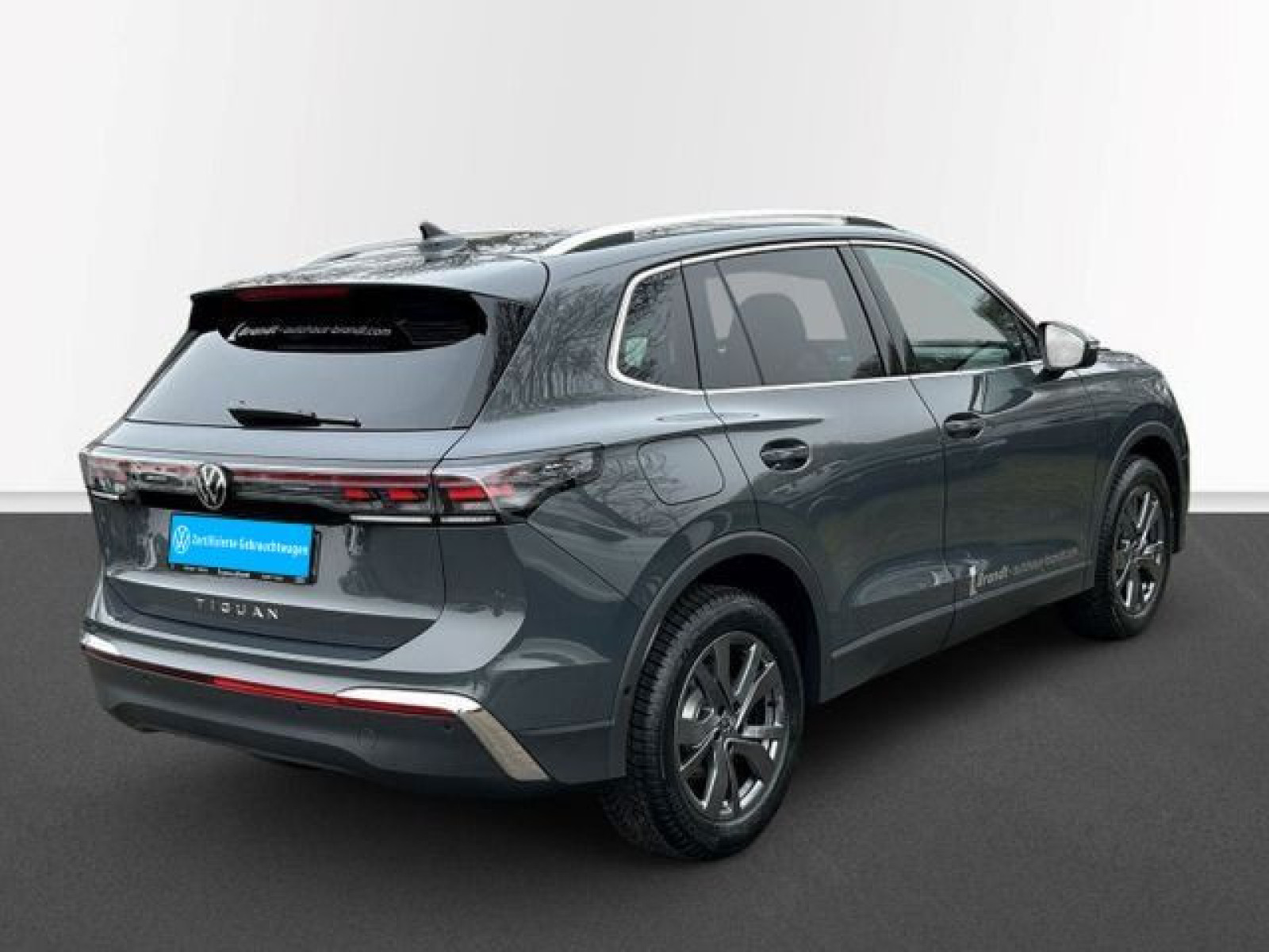 Volkswagen - Tiguan_4