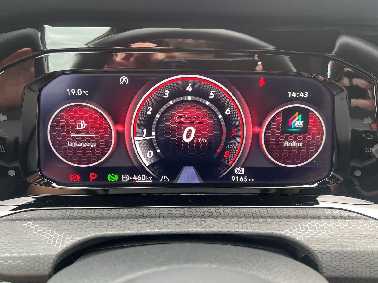 Volkswagen - Golf GTI_22