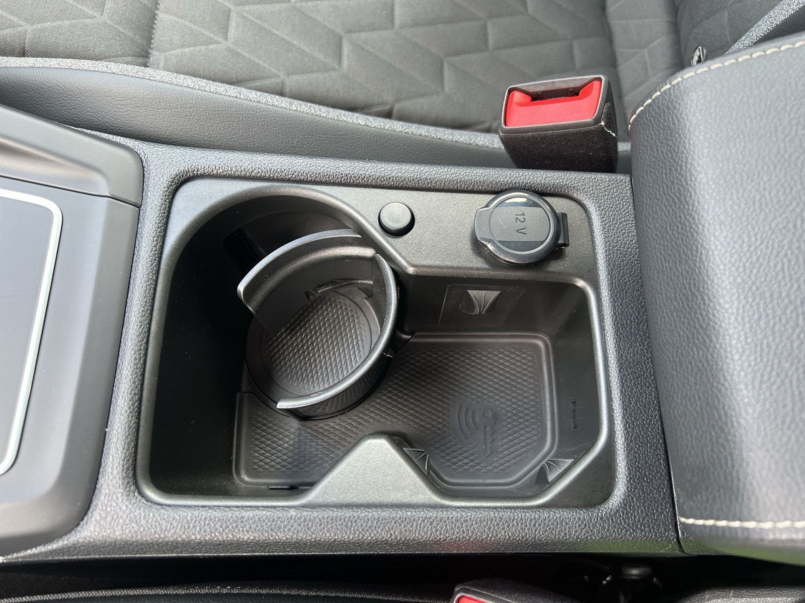 Volkswagen - Golf_29