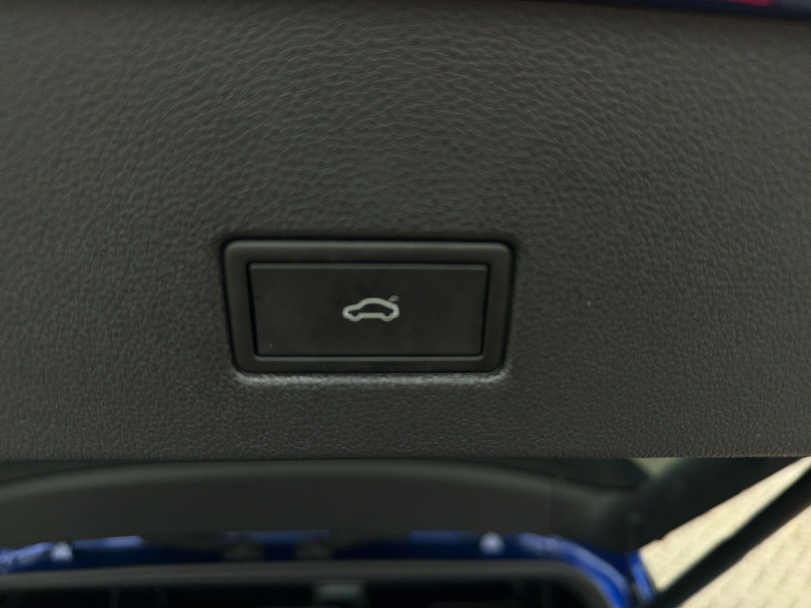 Volkswagen - T-Roc_28