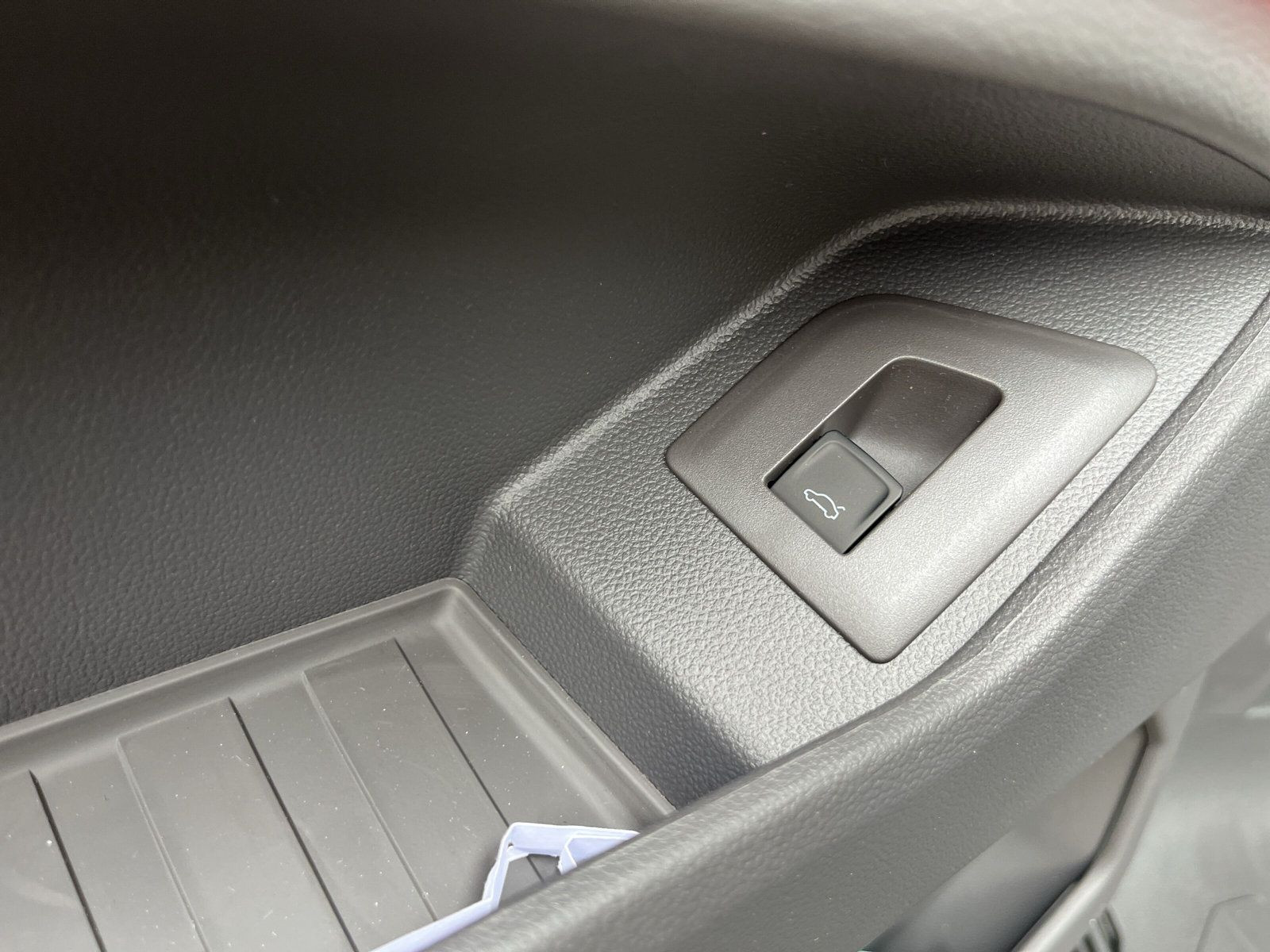 Volkswagen - Multivan_25