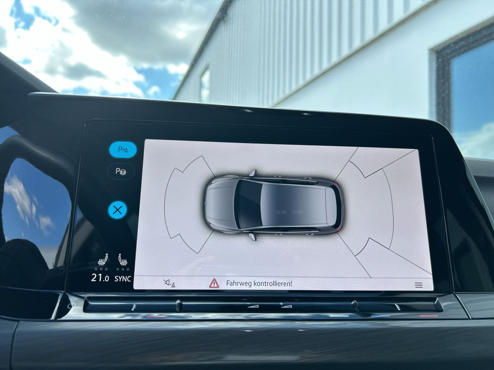 Volkswagen - Golf_22