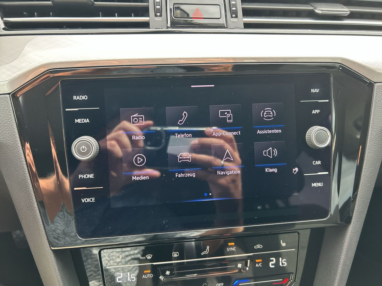 Volkswagen - Passat Variant_16