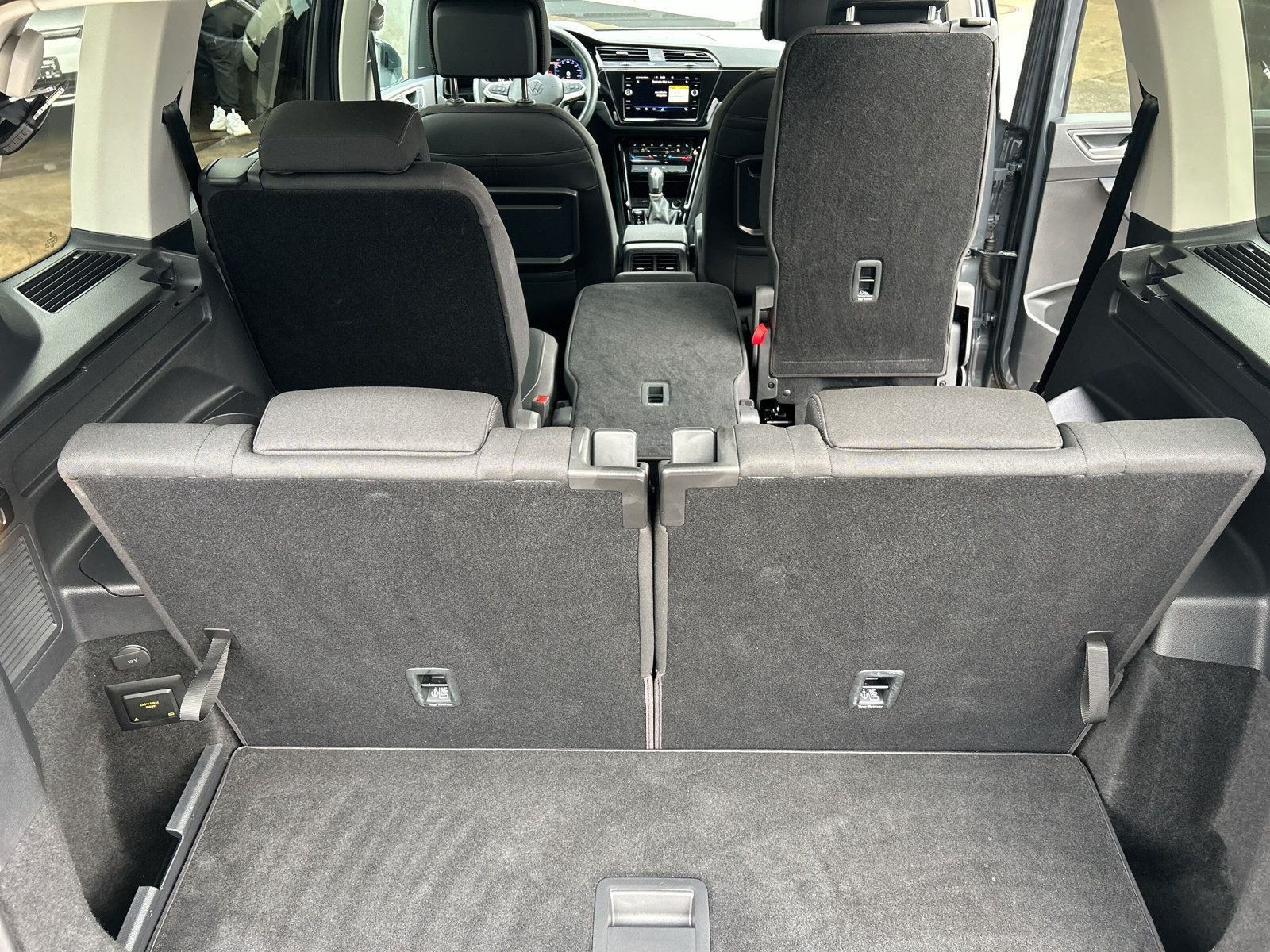 Volkswagen - Touran_33