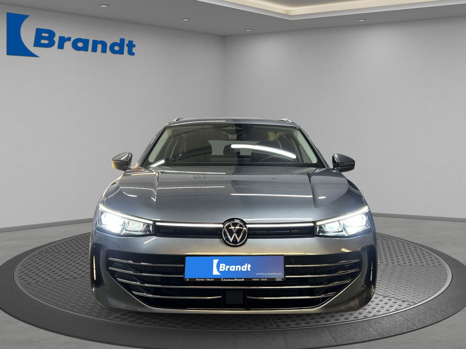 Volkswagen - Passat Variant_4