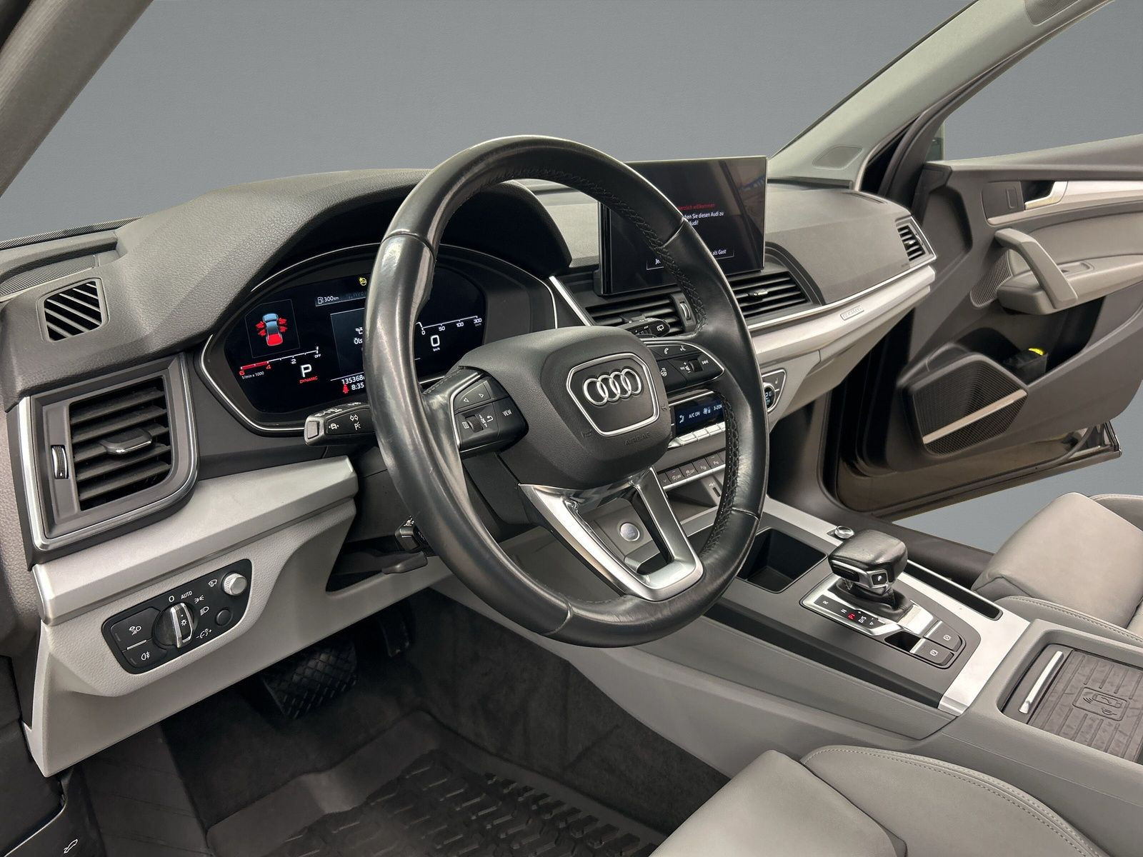 Audi - Q5_7