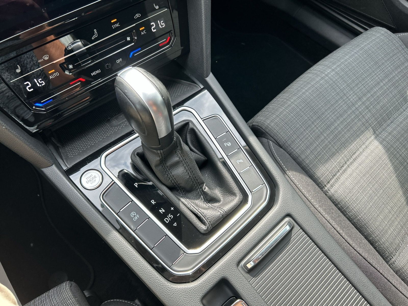 Volkswagen - Passat Variant_15