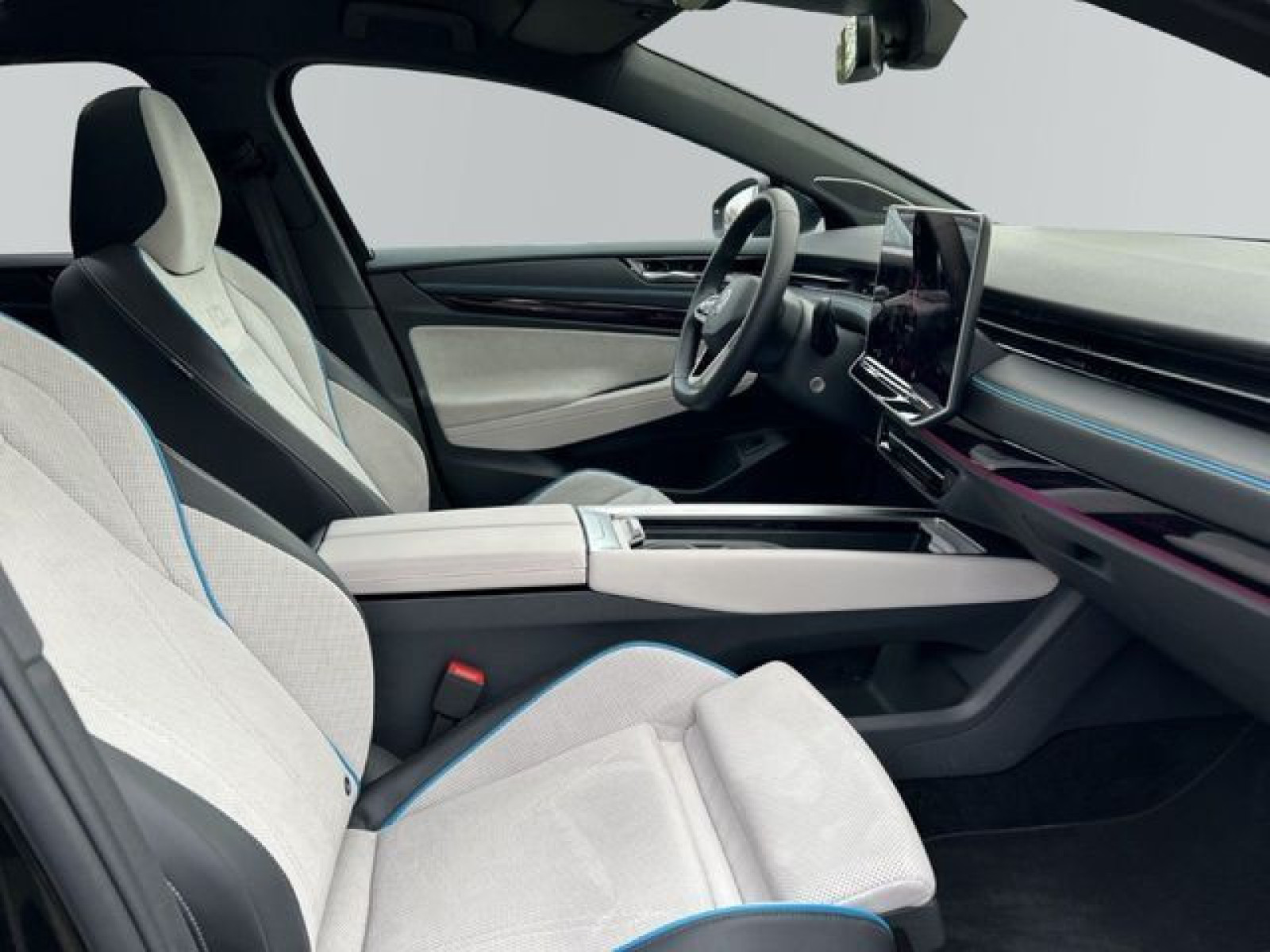 Volkswagen - ID.7_12