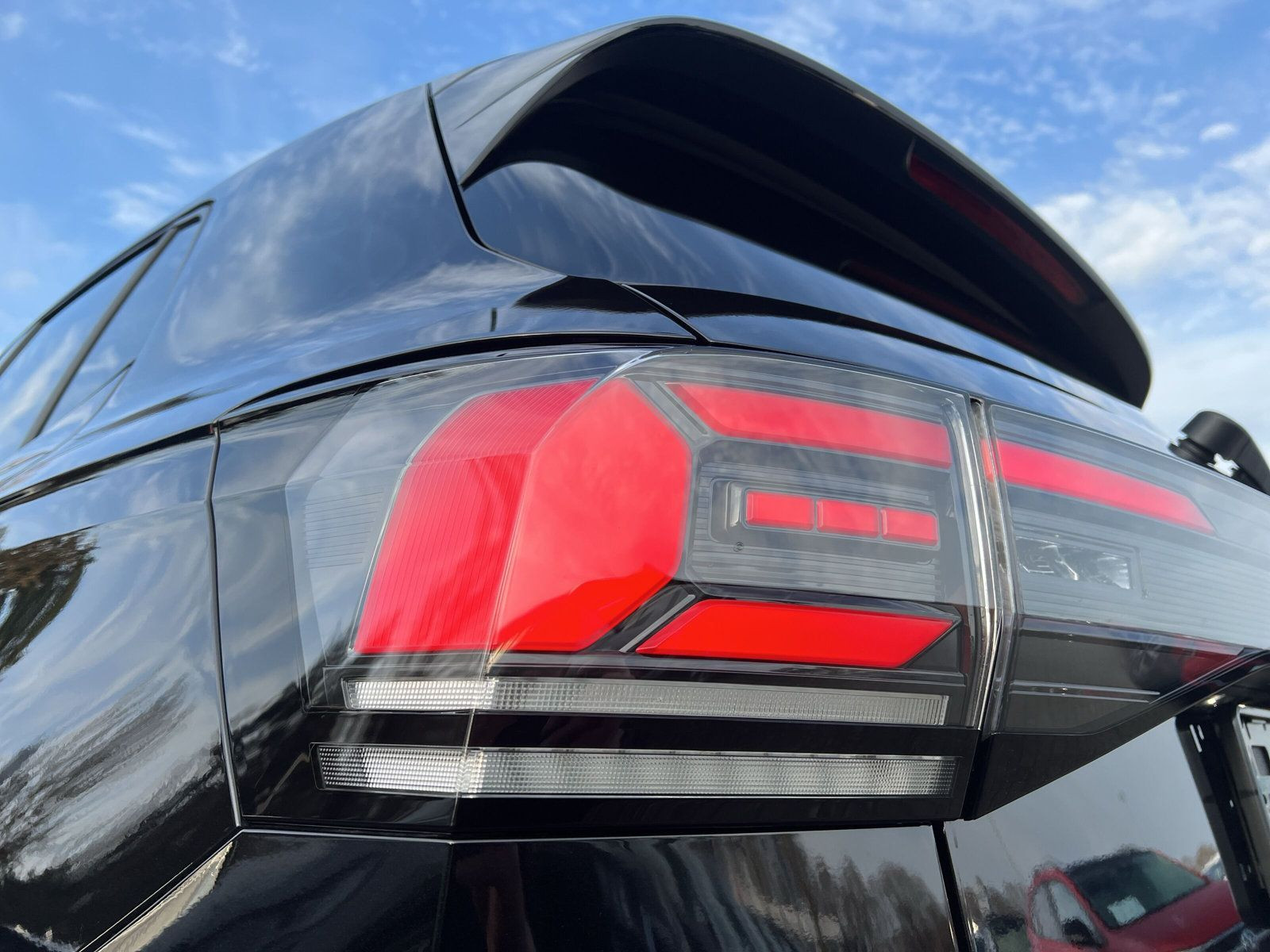 Volkswagen - T-Cross_33