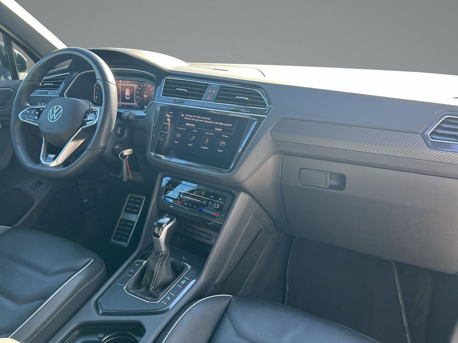 Volkswagen - Tiguan_14