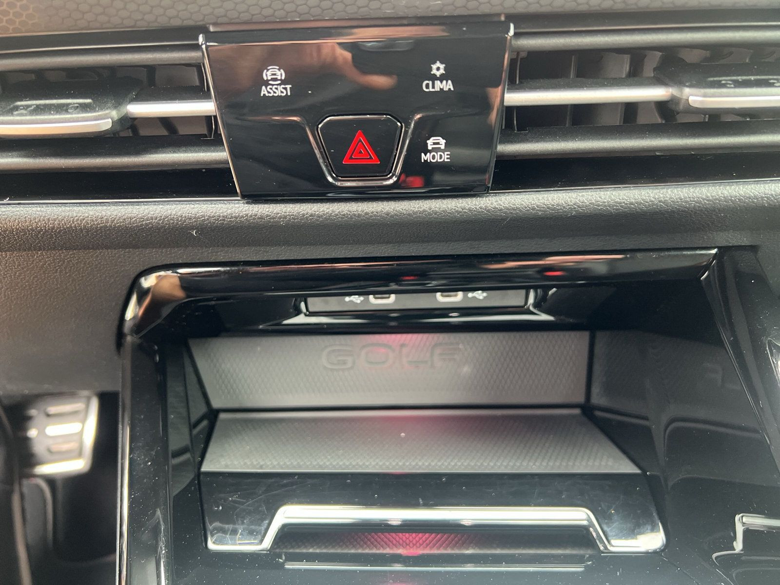 Volkswagen - Golf GTI_19