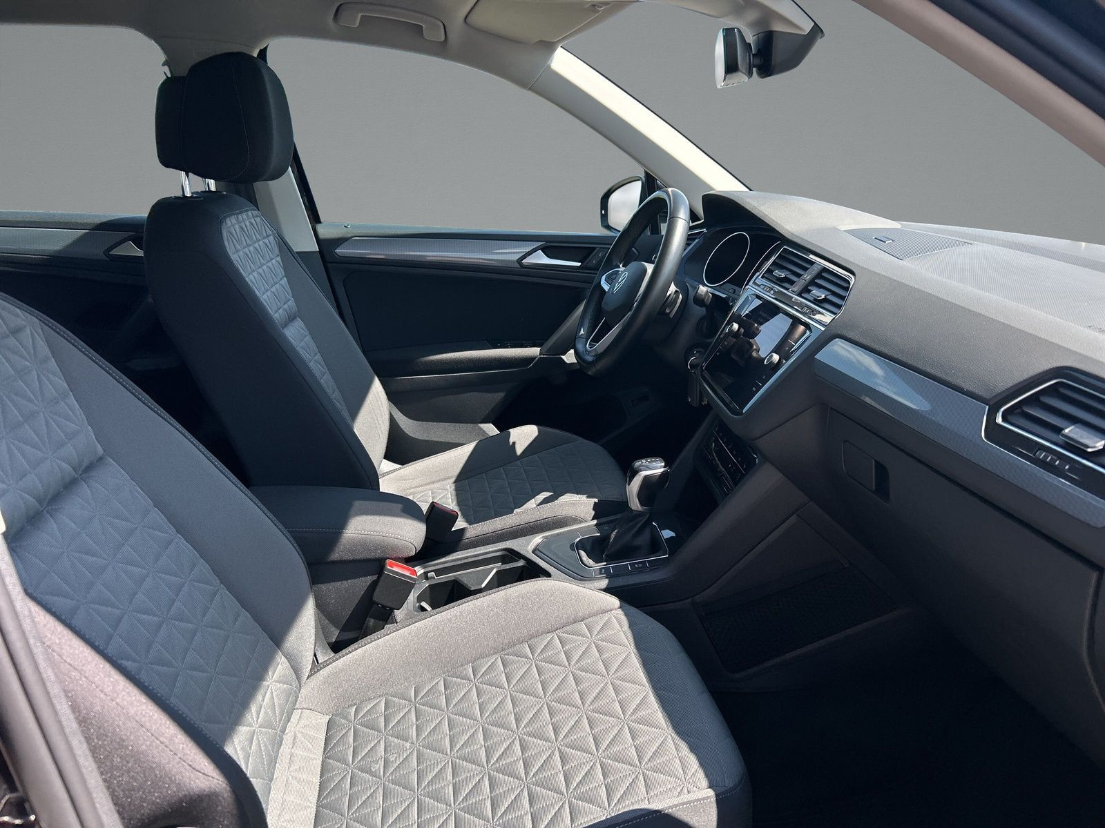 Volkswagen - Tiguan_12