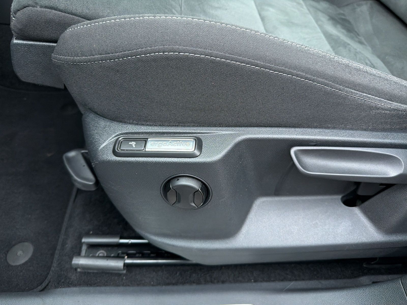 Volkswagen - Tiguan_26