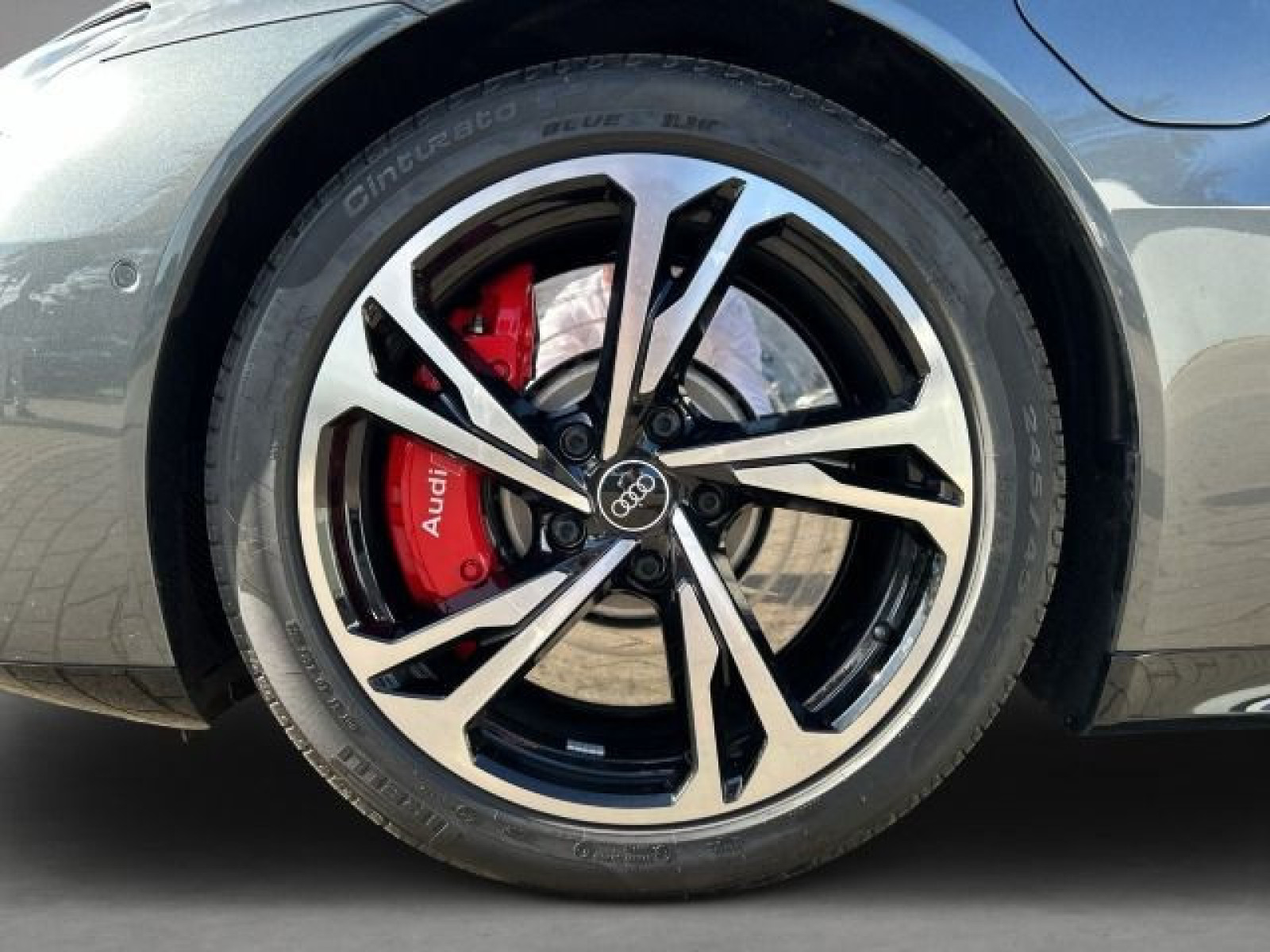 Audi - e-tron GT quattro_7