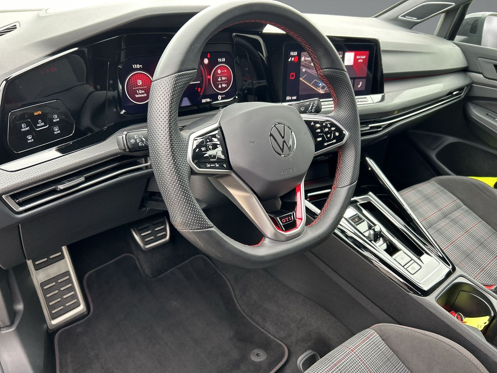 Volkswagen - Golf GTI_8