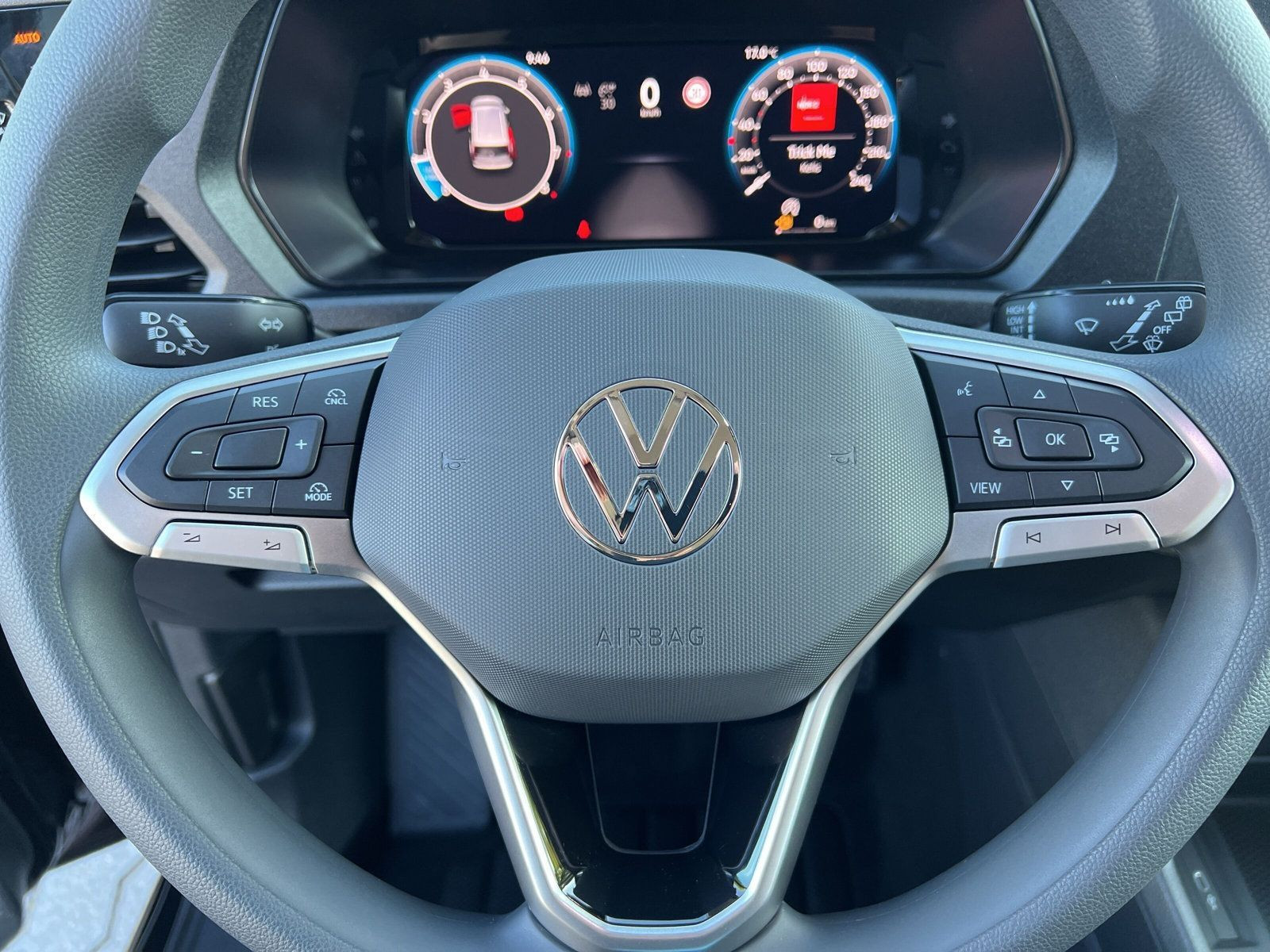 Volkswagen - Caddy_23