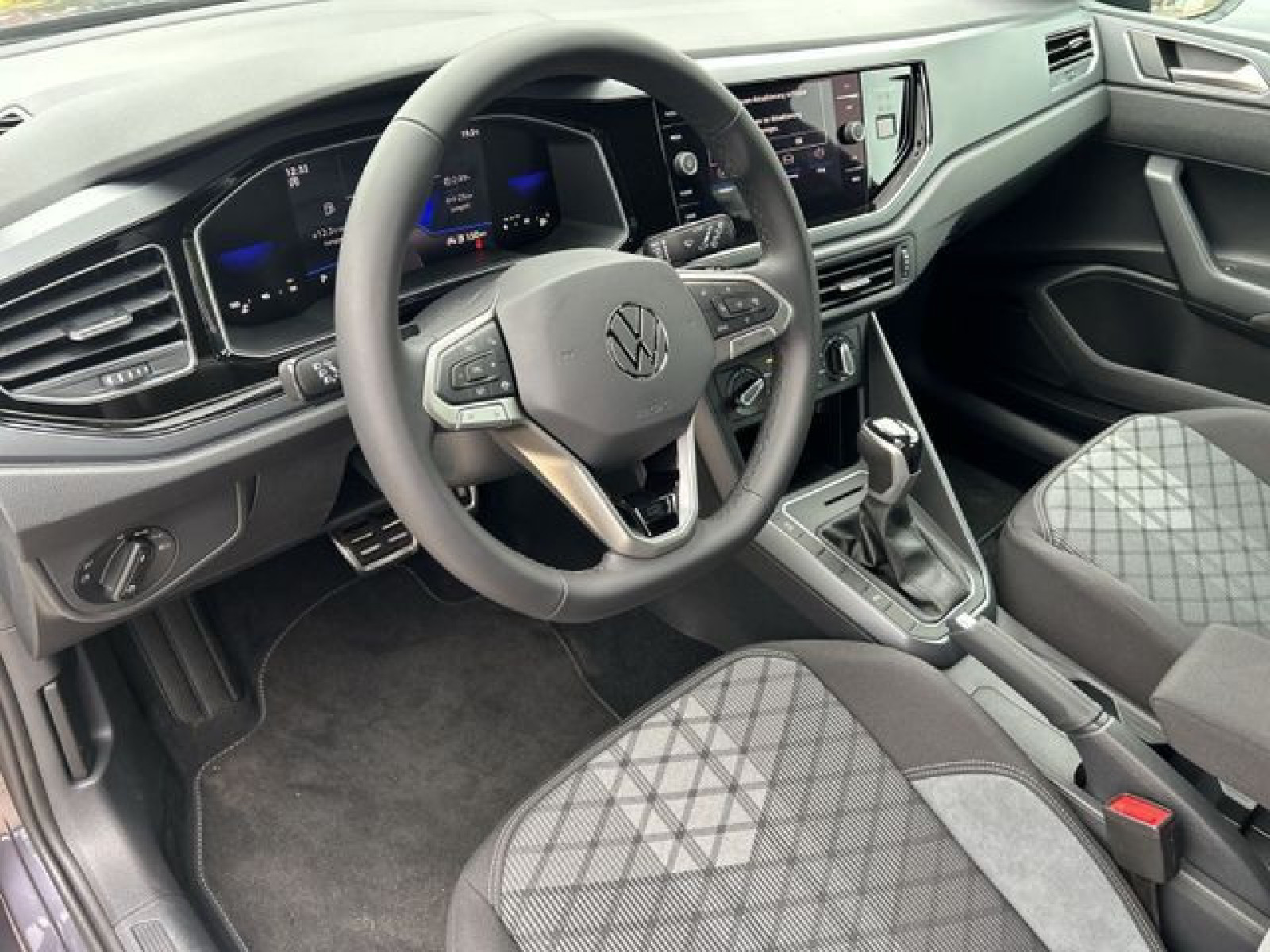 Volkswagen - Taigo_9