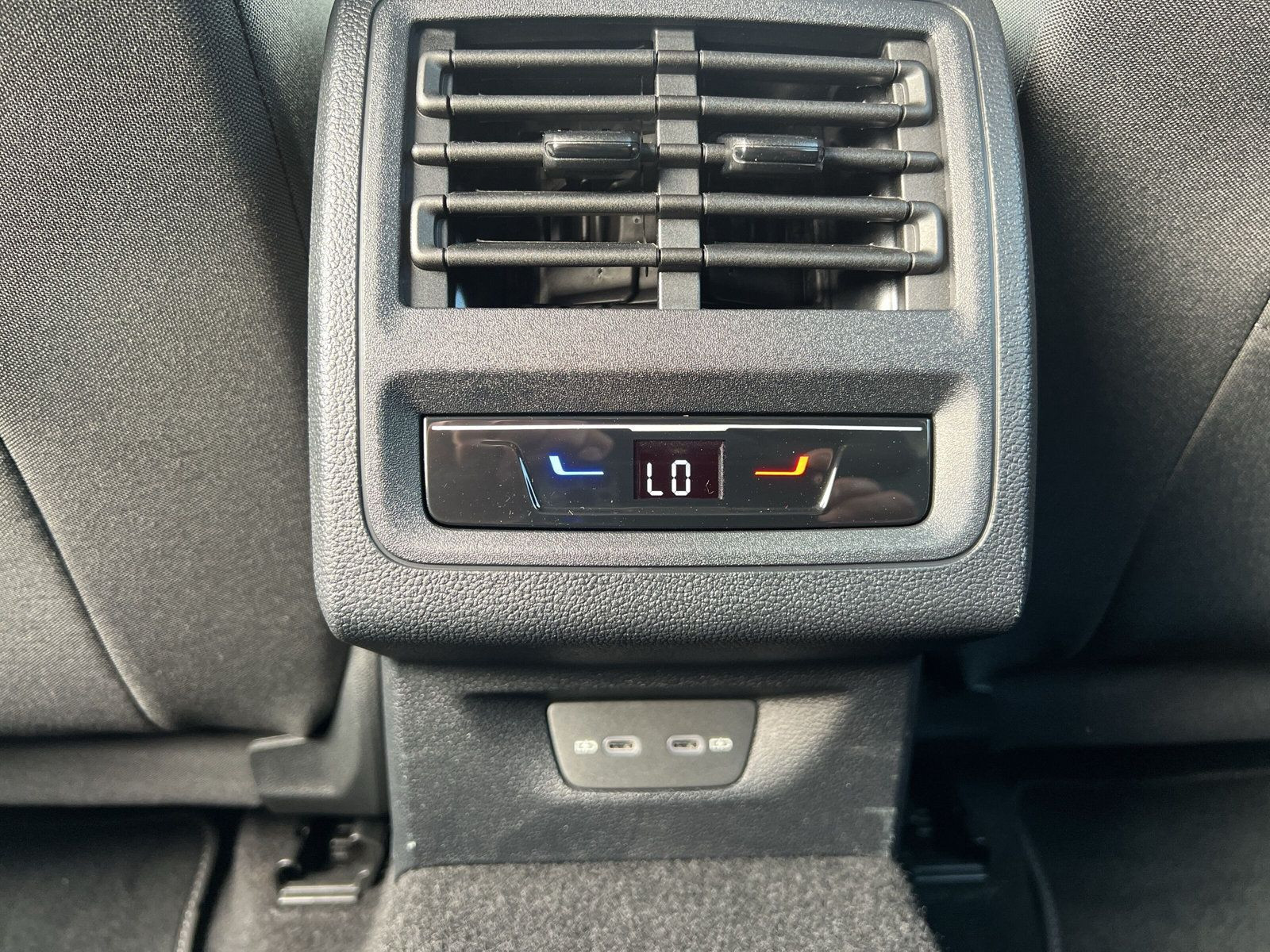 Volkswagen - Golf_26